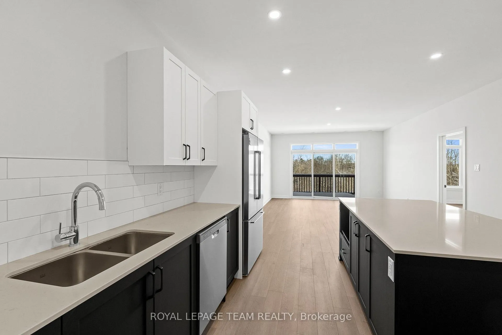 Photo 8 of Unit 2, 1136 Moore Street, Brockville, Brockville — HOMEH