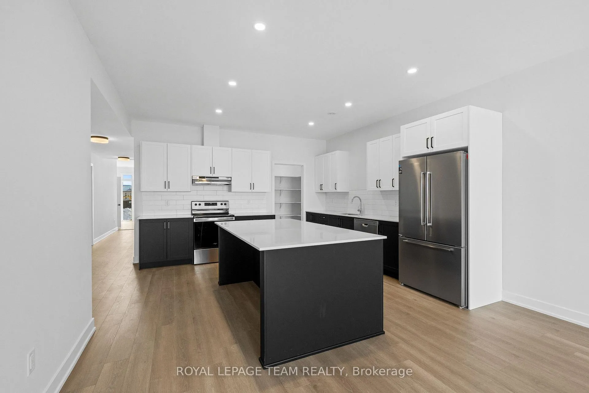 Photo 15 of Unit 2, 1136 Moore Street, Brockville, Brockville — HOMEH
