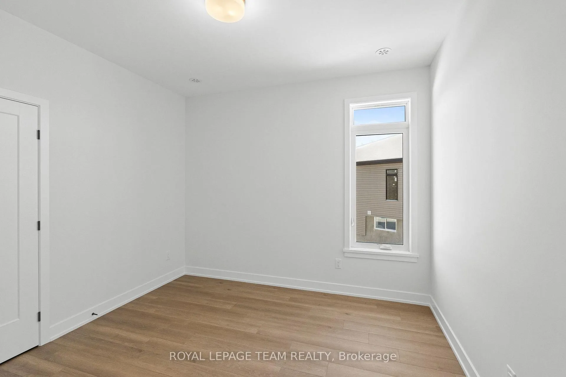 Photo 21 of Unit 2, 1136 Moore Street, Brockville, Brockville — HOMEH