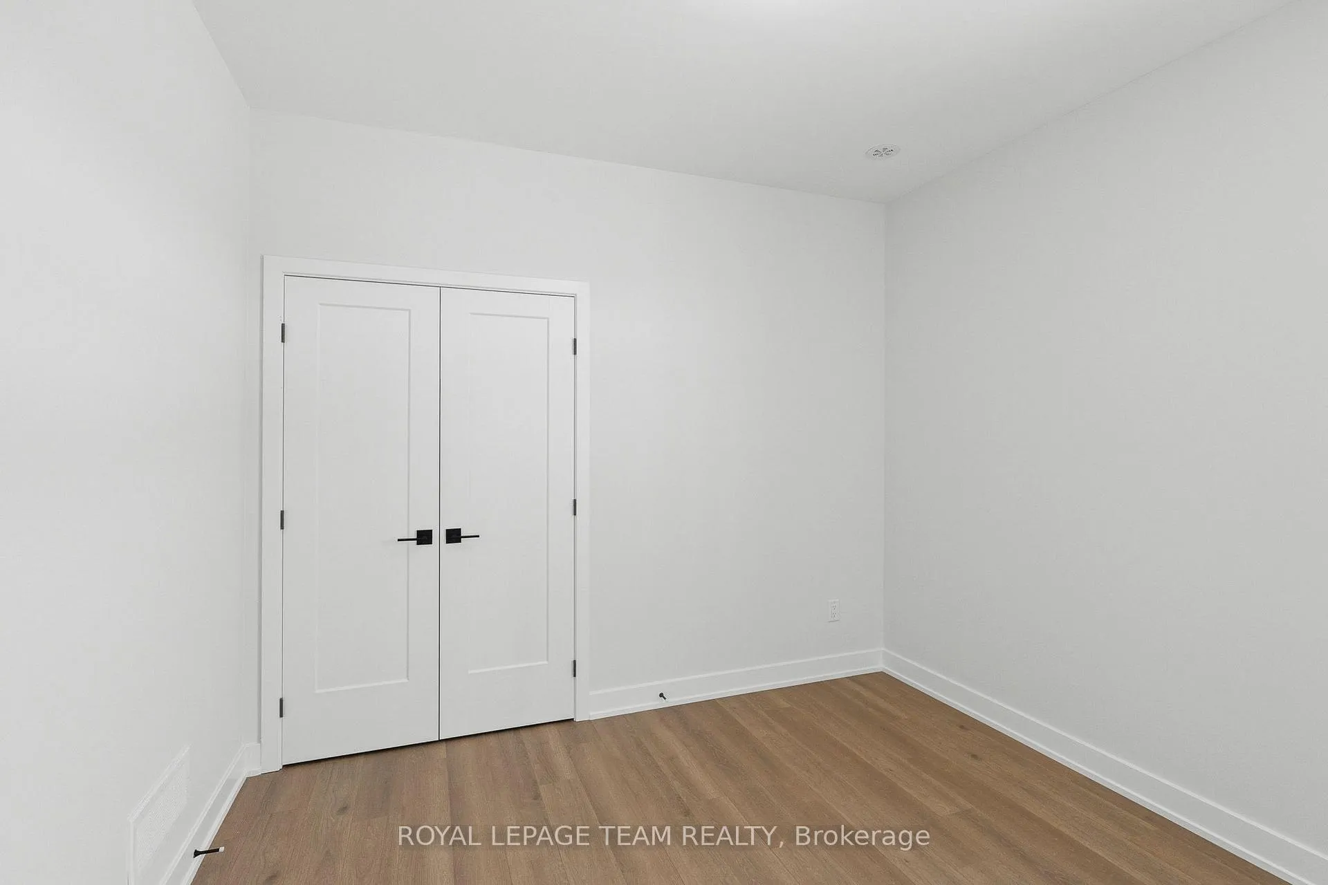 Photo 22 of Unit 2, 1136 Moore Street, Brockville, Brockville — HOMEH