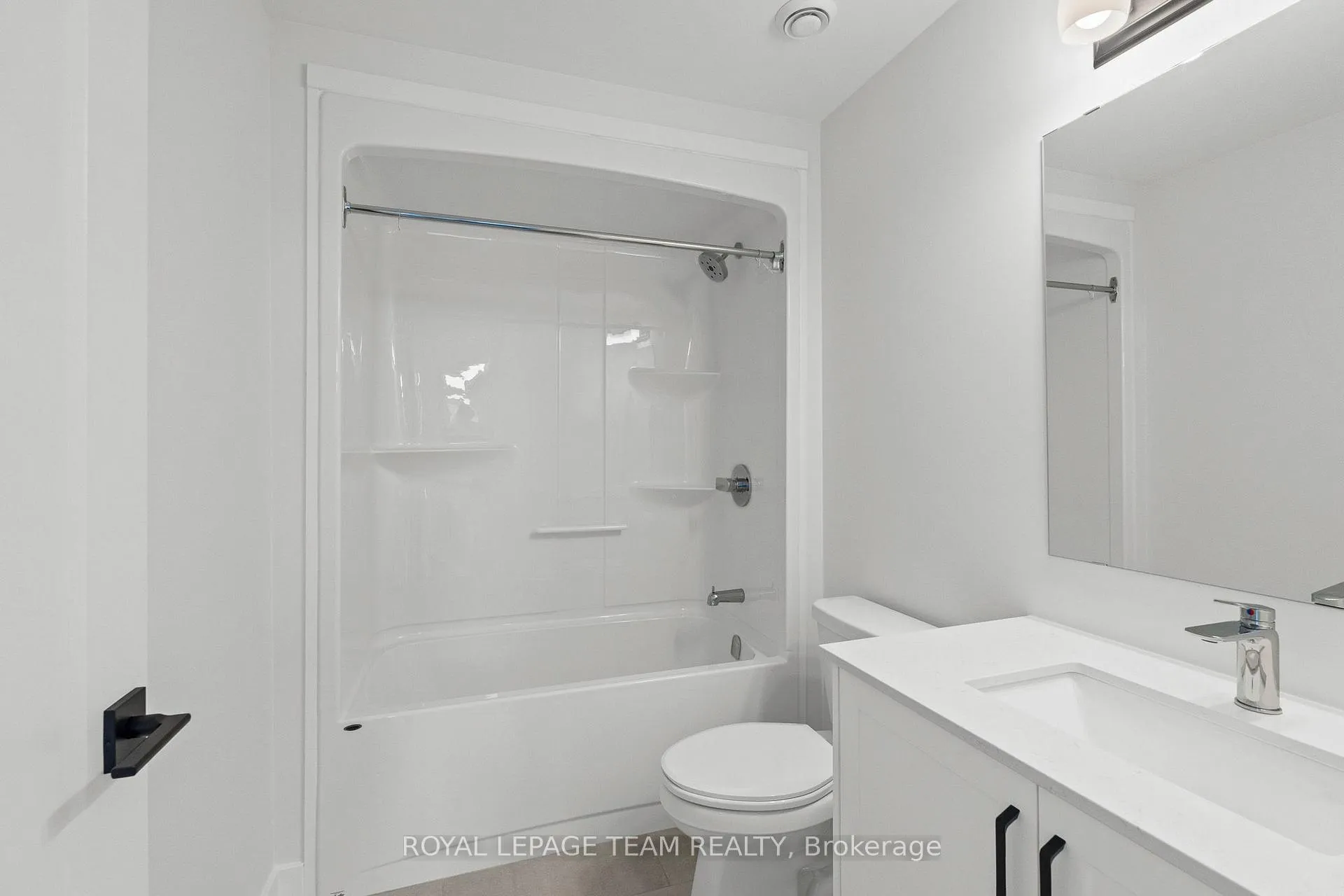 Photo 25 of Unit 2, 1136 Moore Street, Brockville, Brockville — HOMEH