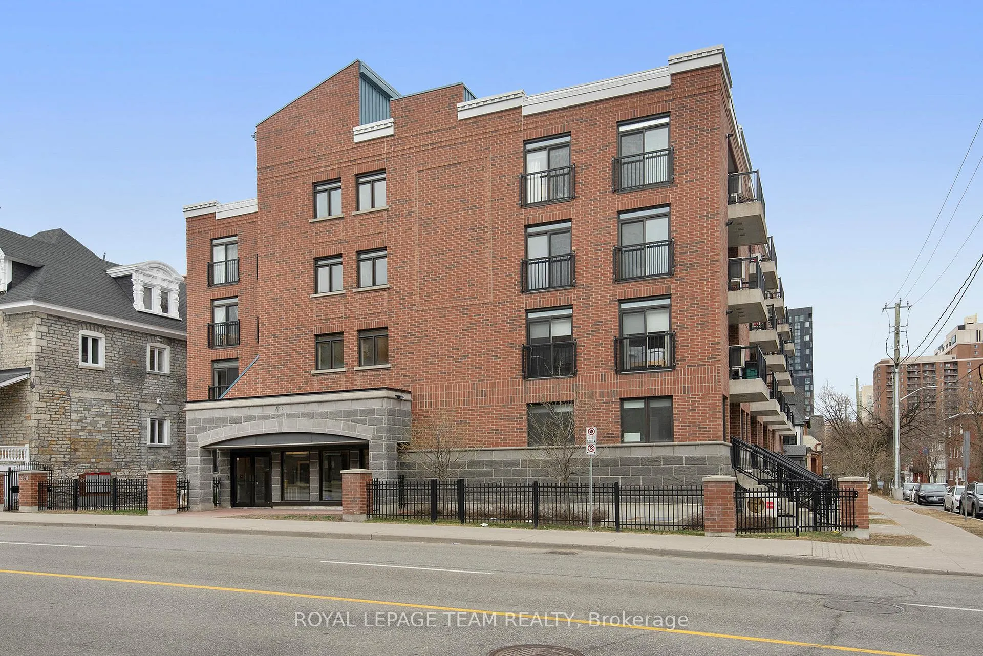 Photo 2 of Unit 404, 456 King Edward Avenue, Ottawa, Sandy Hill — HOMEH