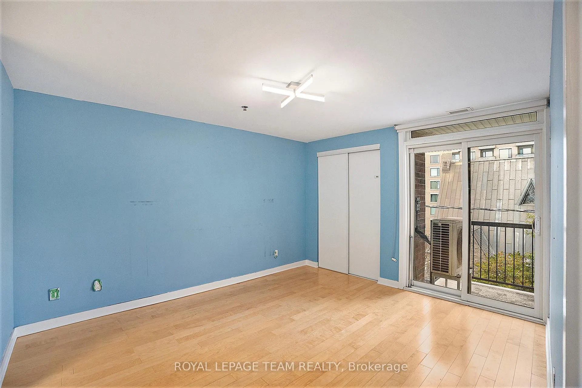 Photo 12 of Unit 404, 456 King Edward Avenue, Ottawa, Sandy Hill — HOMEH