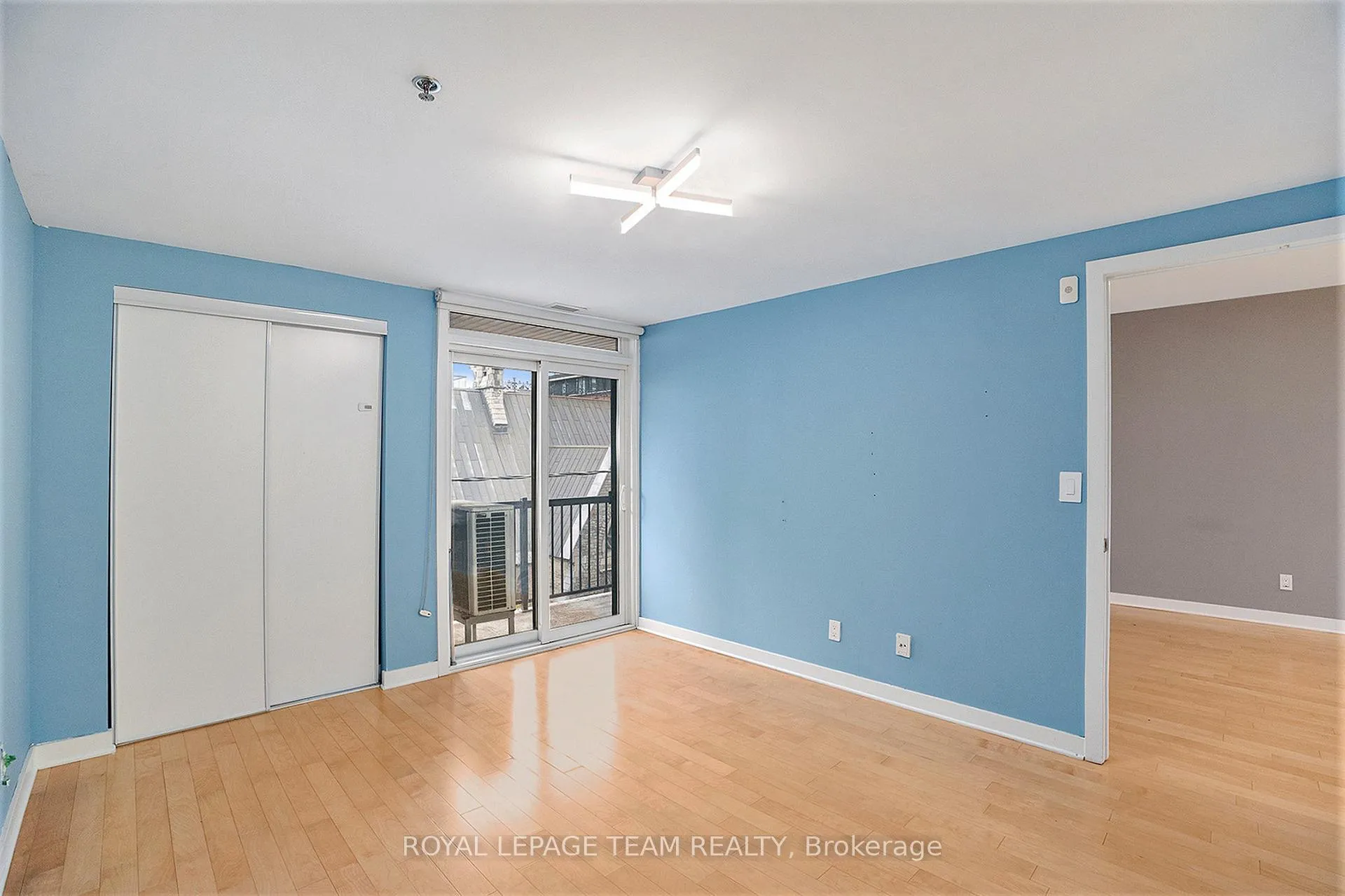 Photo 13 of Unit 404, 456 King Edward Avenue, Ottawa, Sandy Hill — HOMEH