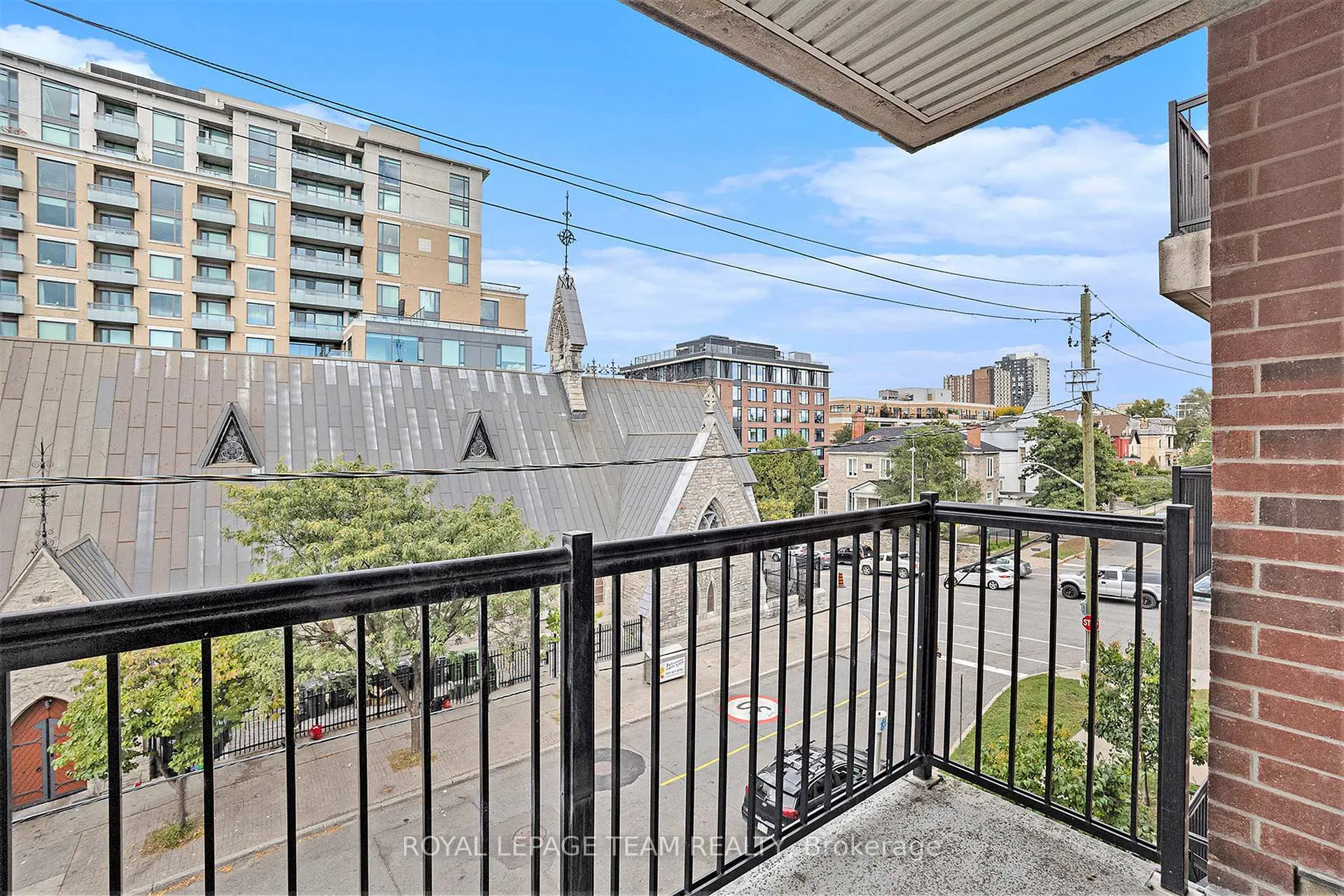 Photo 16 of Unit 404, 456 King Edward Avenue, Ottawa, Sandy Hill — HOMEH
