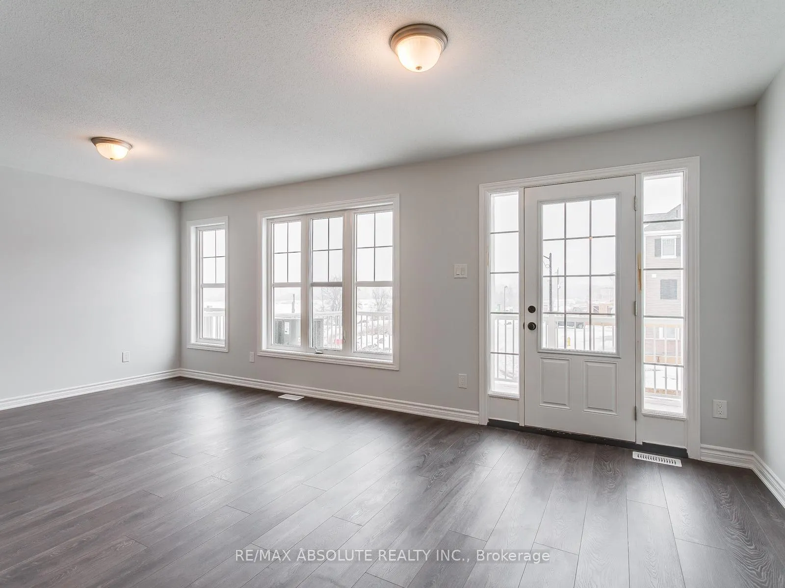 Photo 10 of 315 Pumpkinseed Crescent, Ottawa, Barrhaven - Half Moon Bay — HOMEH