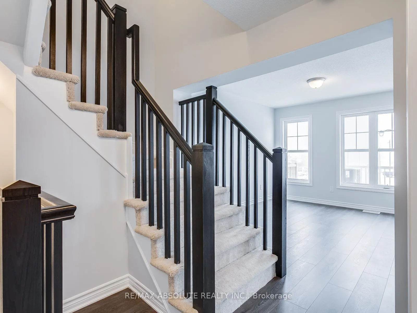 Photo 16 of 315 Pumpkinseed Crescent, Ottawa, Barrhaven - Half Moon Bay — HOMEH