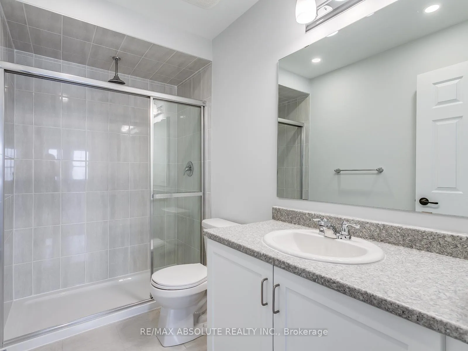 Photo 19 of 315 Pumpkinseed Crescent, Ottawa, Barrhaven - Half Moon Bay — HOMEH