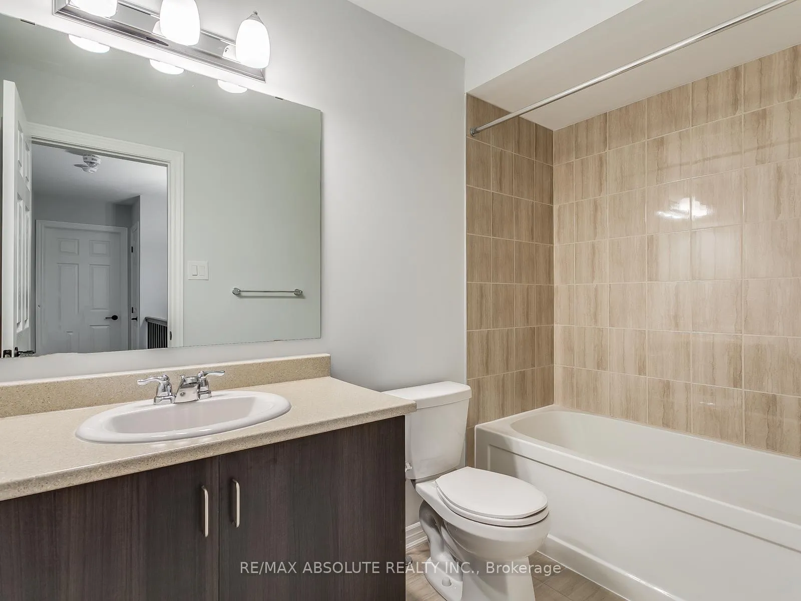 Photo 22 of 315 Pumpkinseed Crescent, Ottawa, Barrhaven - Half Moon Bay — HOMEH