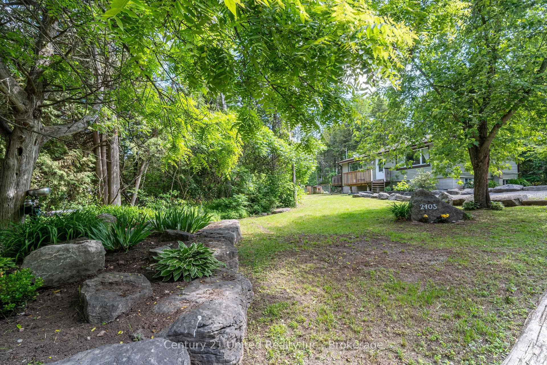 Photo 2 of 2403 Upper Chemong Drive, Selwyn — HOMEH