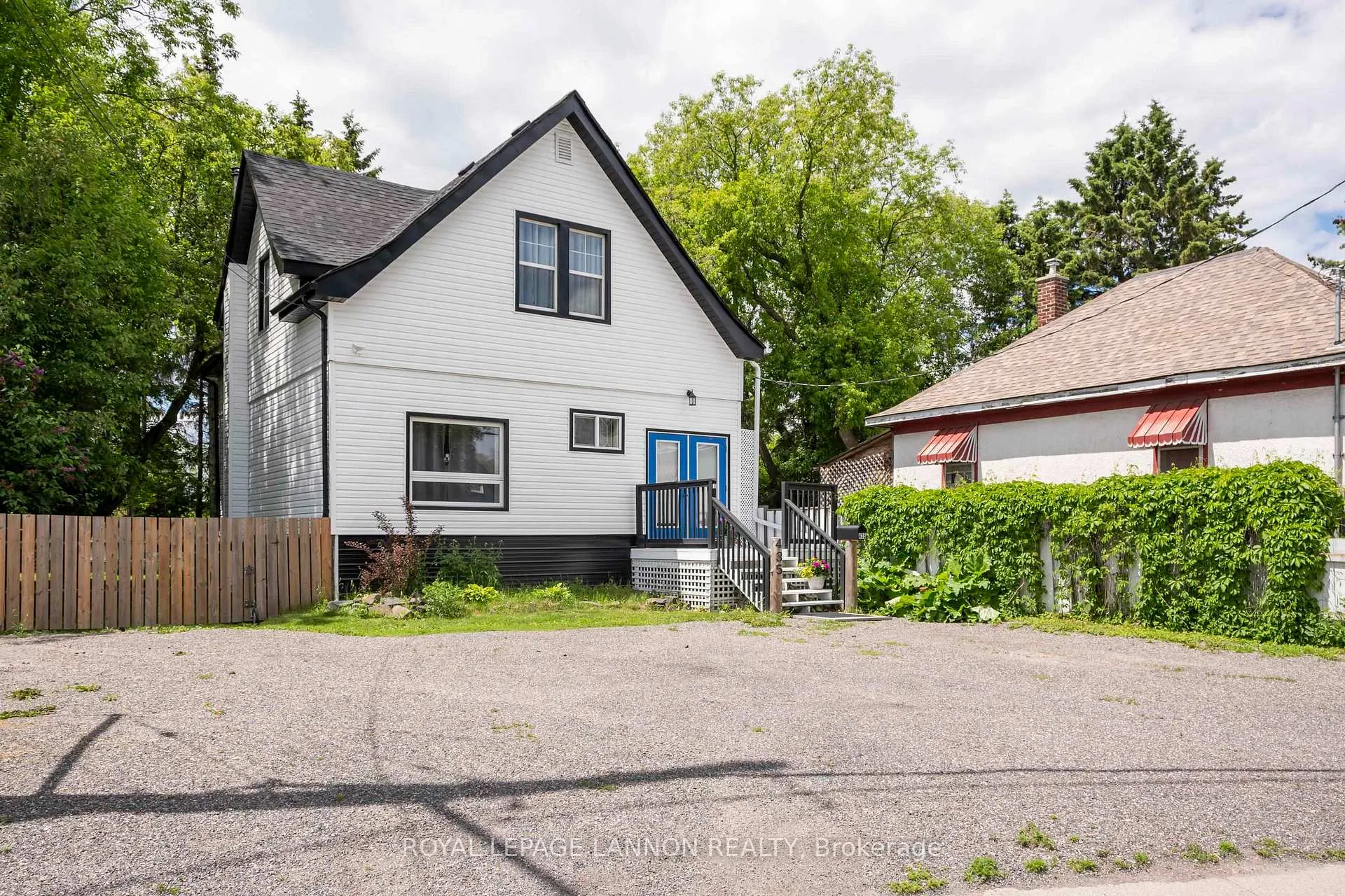 Photo 1 of 435 Bernard Street, Thunder Bay, McKeller Park — HOMEH