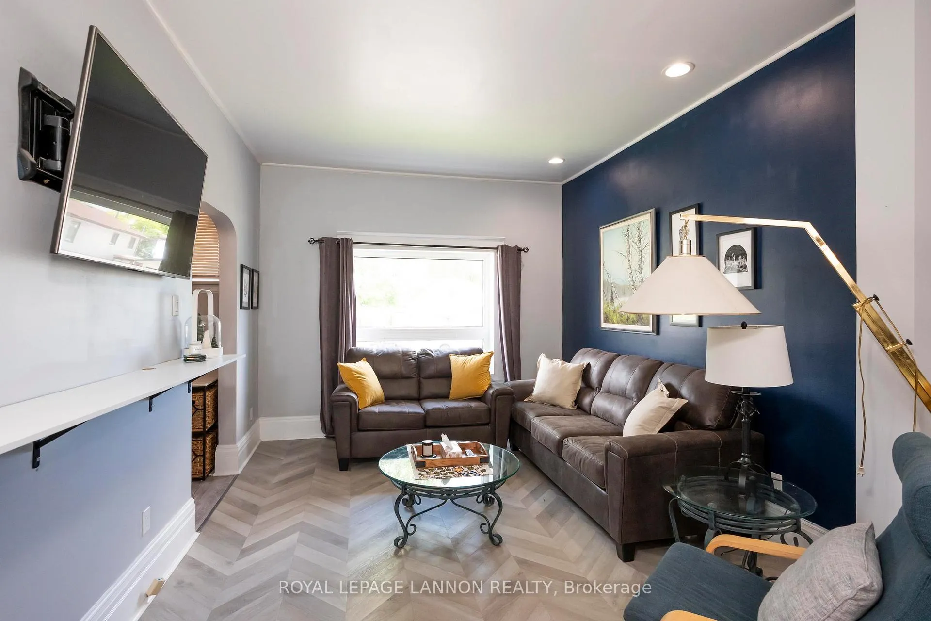 Photo 14 of 435 Bernard Street, Thunder Bay, McKeller Park — HOMEH
