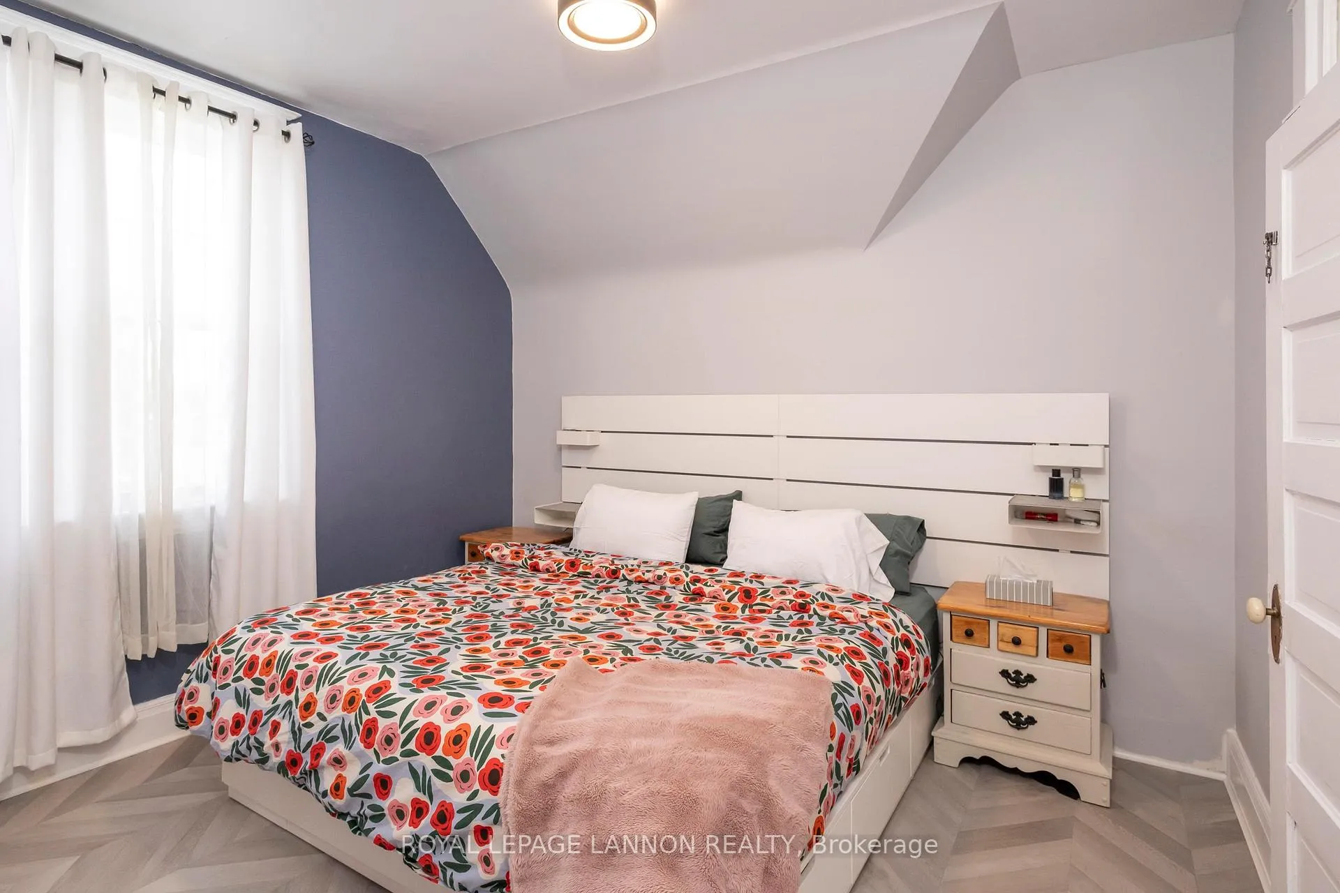 Photo 35 of 435 Bernard Street, Thunder Bay, McKeller Park — HOMEH