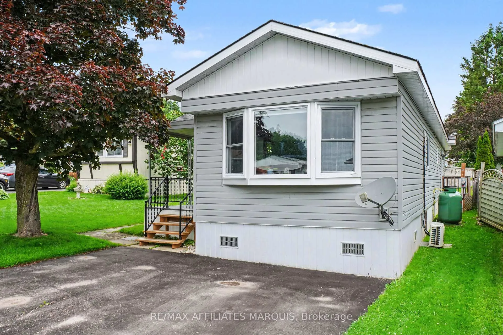 Photo 2 of 10 Saddle Avenue, Rideau Lakes, Rideau Lakes (South Elmsley) Twp — HOMEH