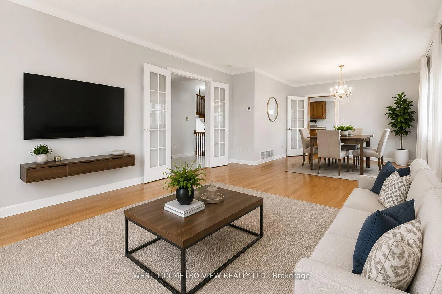 Photo 2 of 3099 Bentworth Drive, Burlington, Palmer — HOMEH
