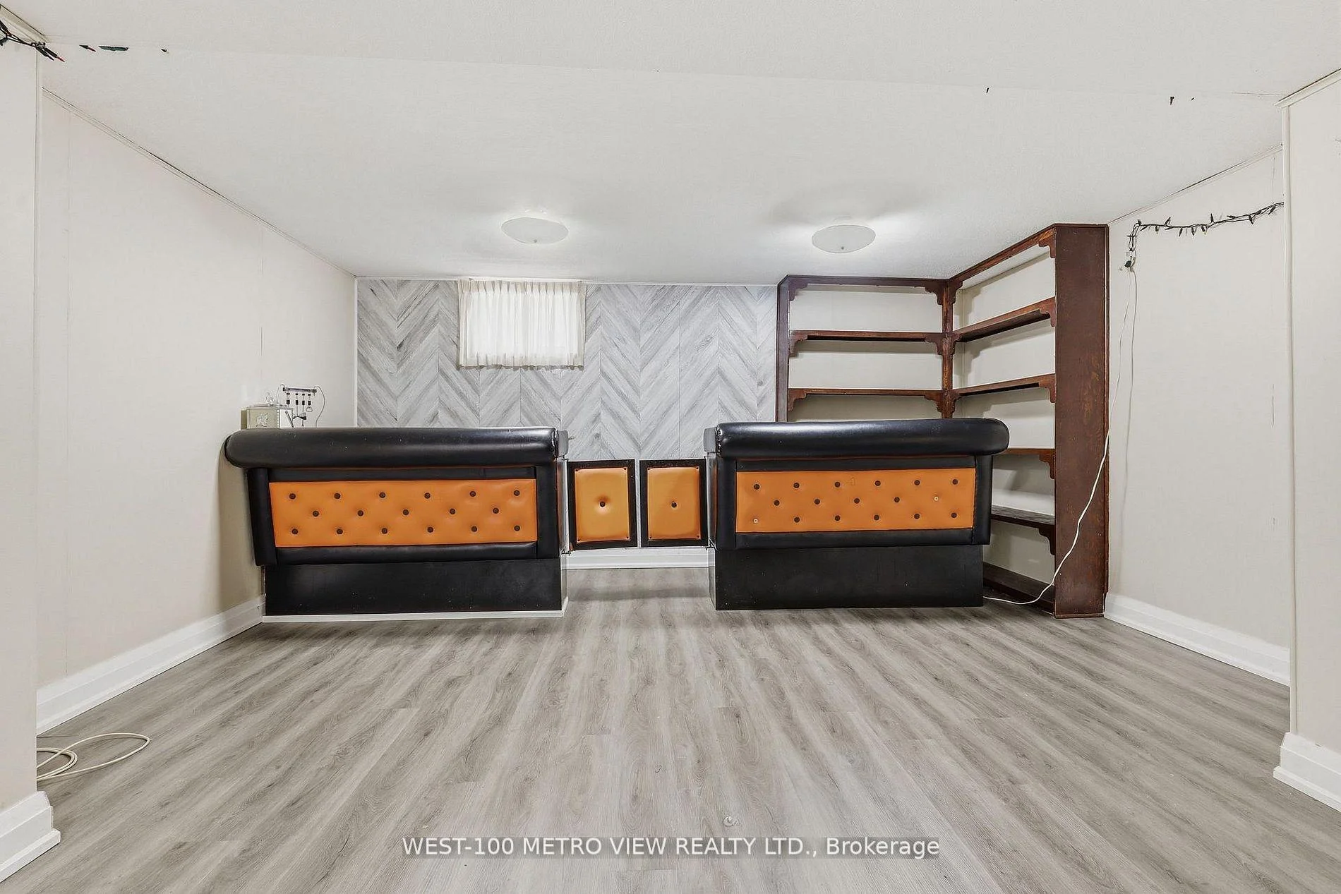 Photo 30 of 3099 Bentworth Drive, Burlington, Palmer — HOMEH