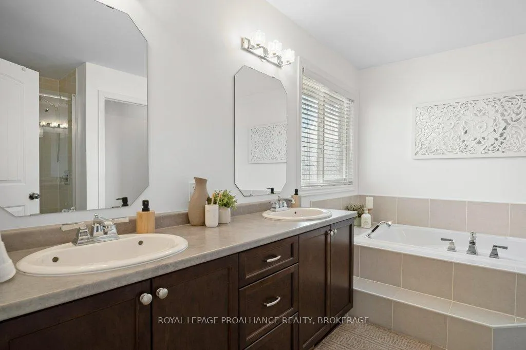 Photo 18 of 1342 Atkinson Street, Kingston, City Northwest — HOMEH