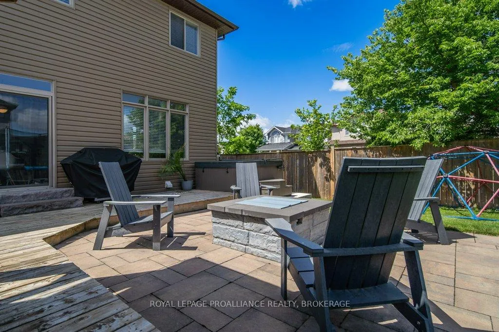 Photo 37 of 1342 Atkinson Street, Kingston, City Northwest — HOMEH