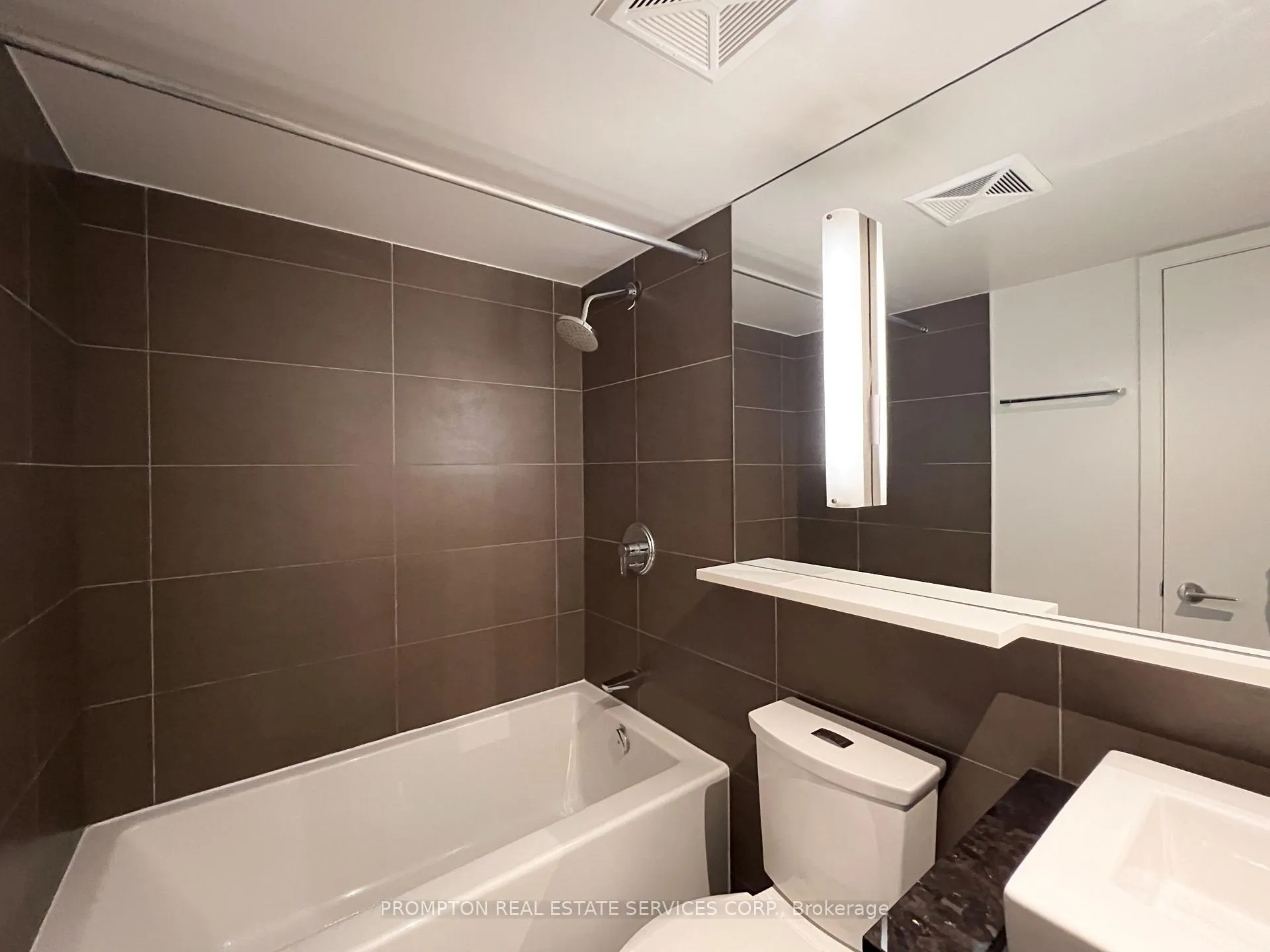Photo 17 of Unit 608, 121 Mcmahon Drive, North York, Bayview Village — HOMEH