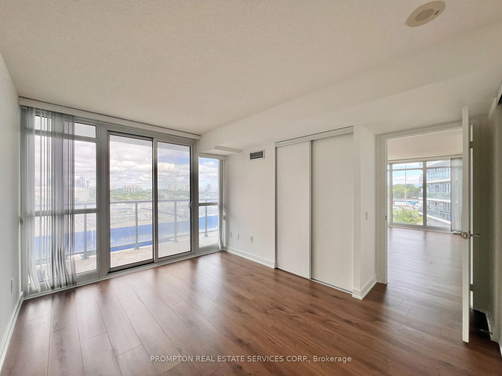 Photo 18 of Unit 608, 121 Mcmahon Drive, North York, Bayview Village — HOMEH