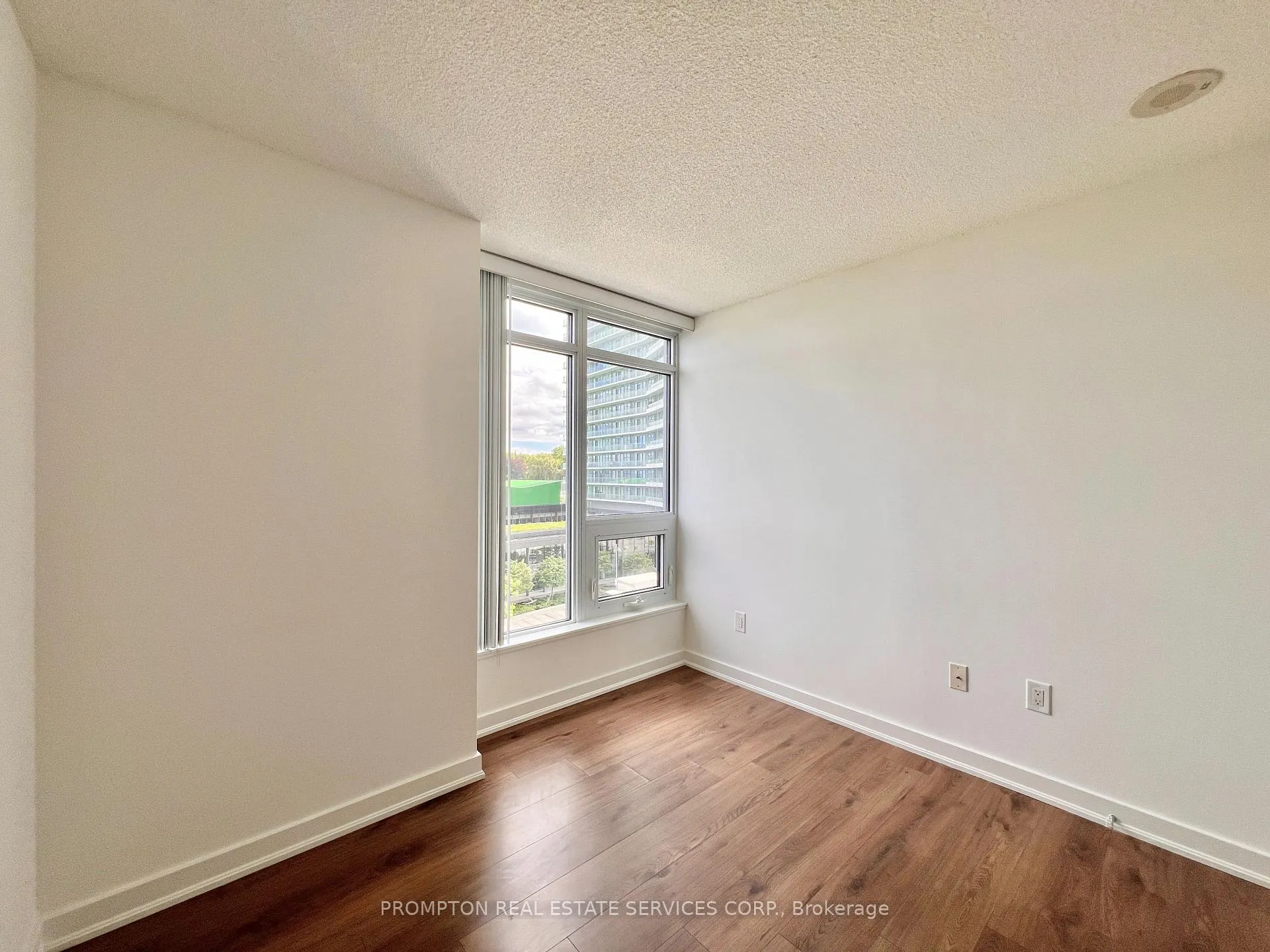 Photo 24 of Unit 608, 121 Mcmahon Drive, North York, Bayview Village — HOMEH