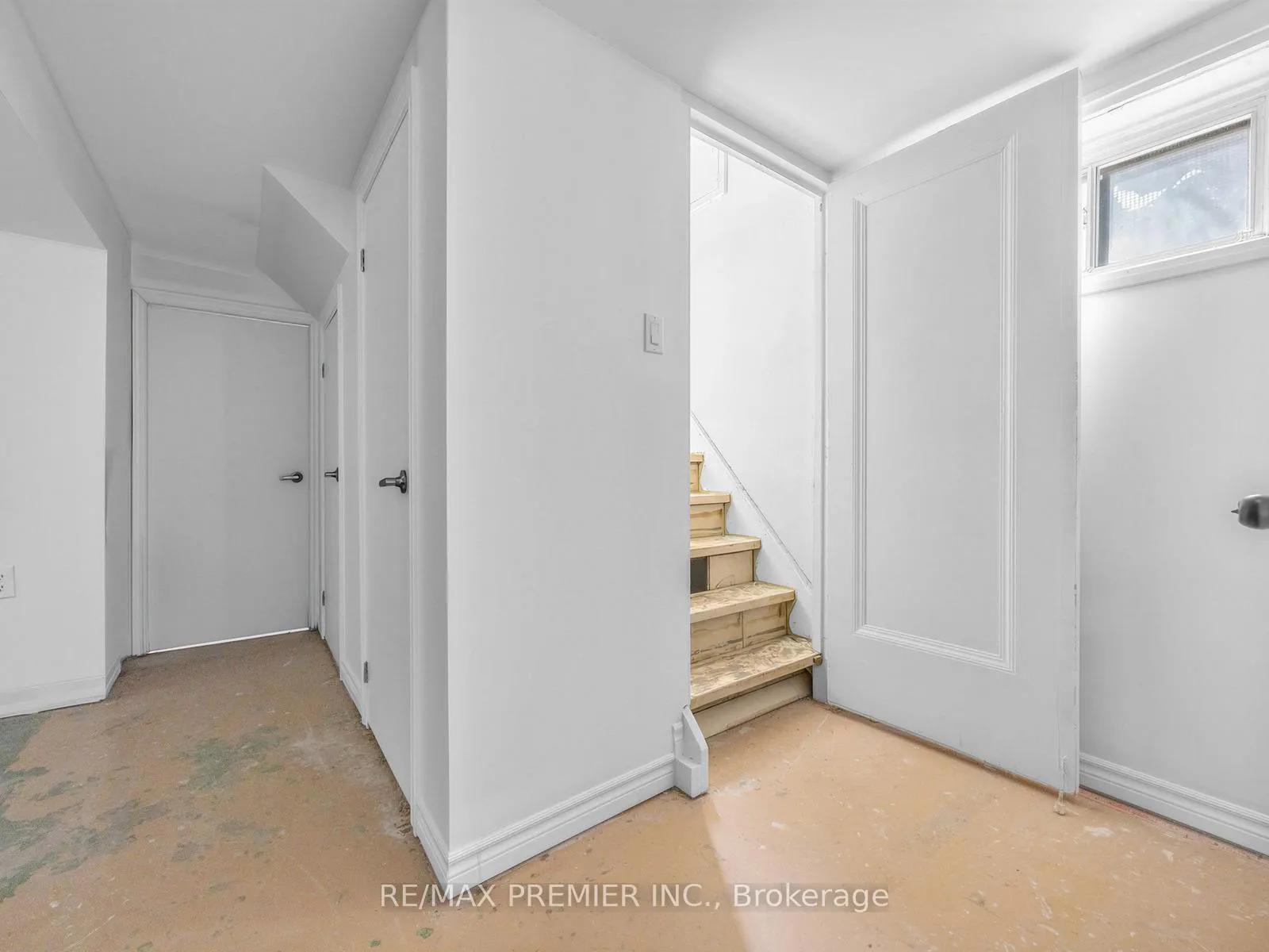 Photo 28 of 126 Langden Avenue, Toronto, Rockcliffe-Smythe — HOMEH
