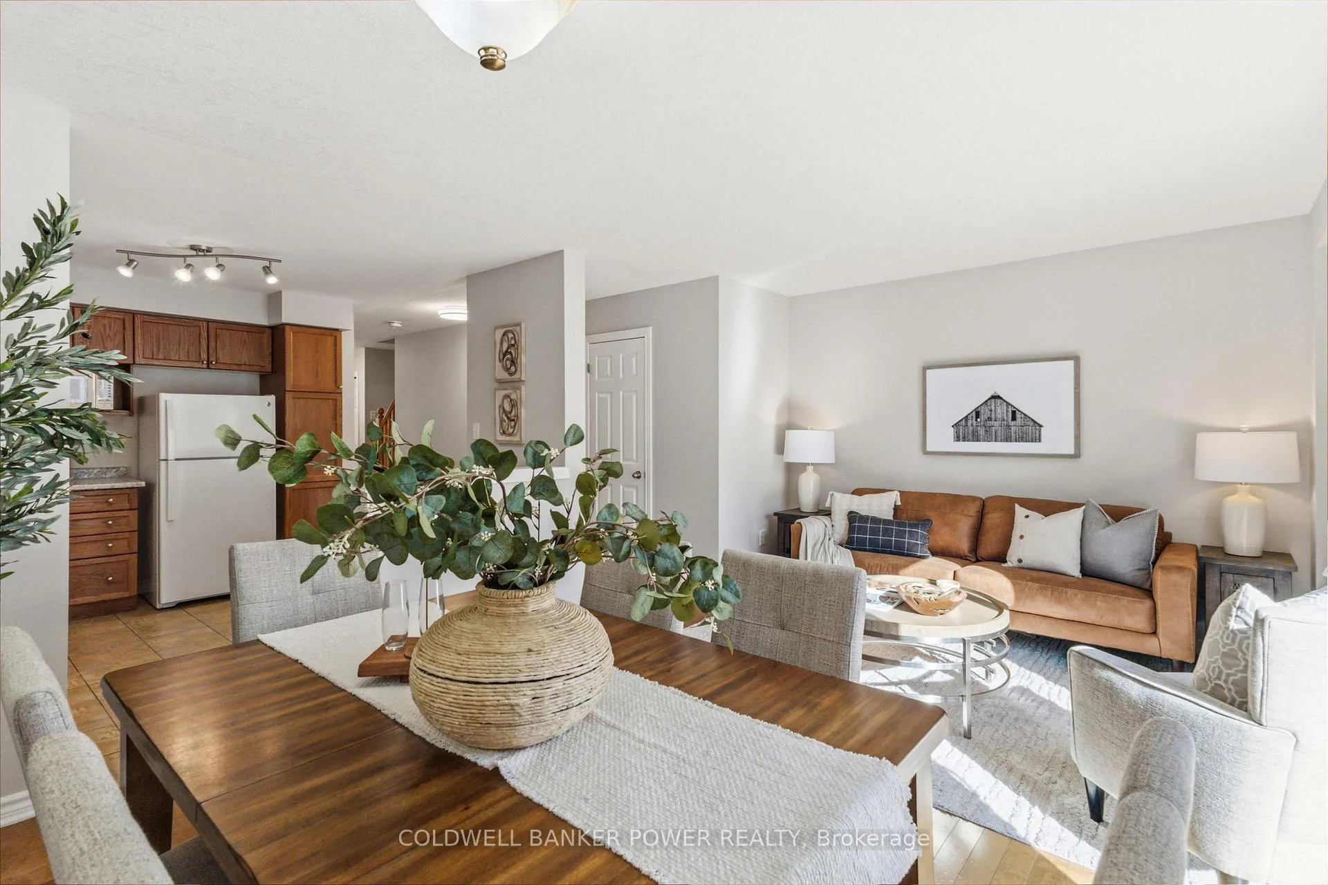 Photo 17 of Unit 39, 1059 Whetherfield Street, London, North M — HOMEH