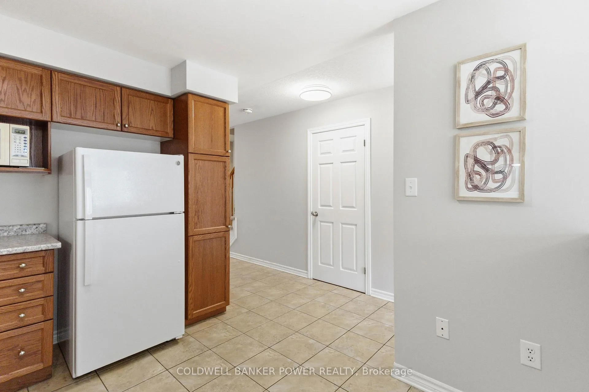 Photo 21 of Unit 39, 1059 Whetherfield Street, London, North M — HOMEH