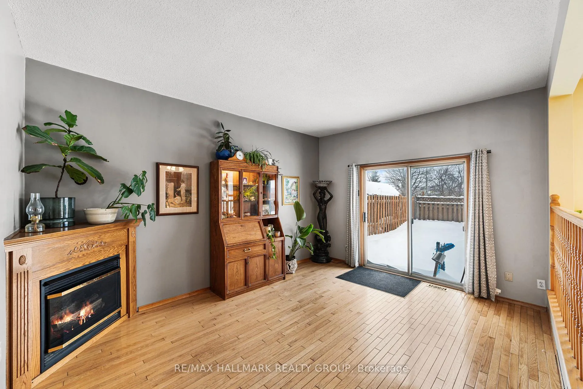 Photo 6 of 477 Duvernay Drive, Ottawa, Queenswood Heights South — HOMEH