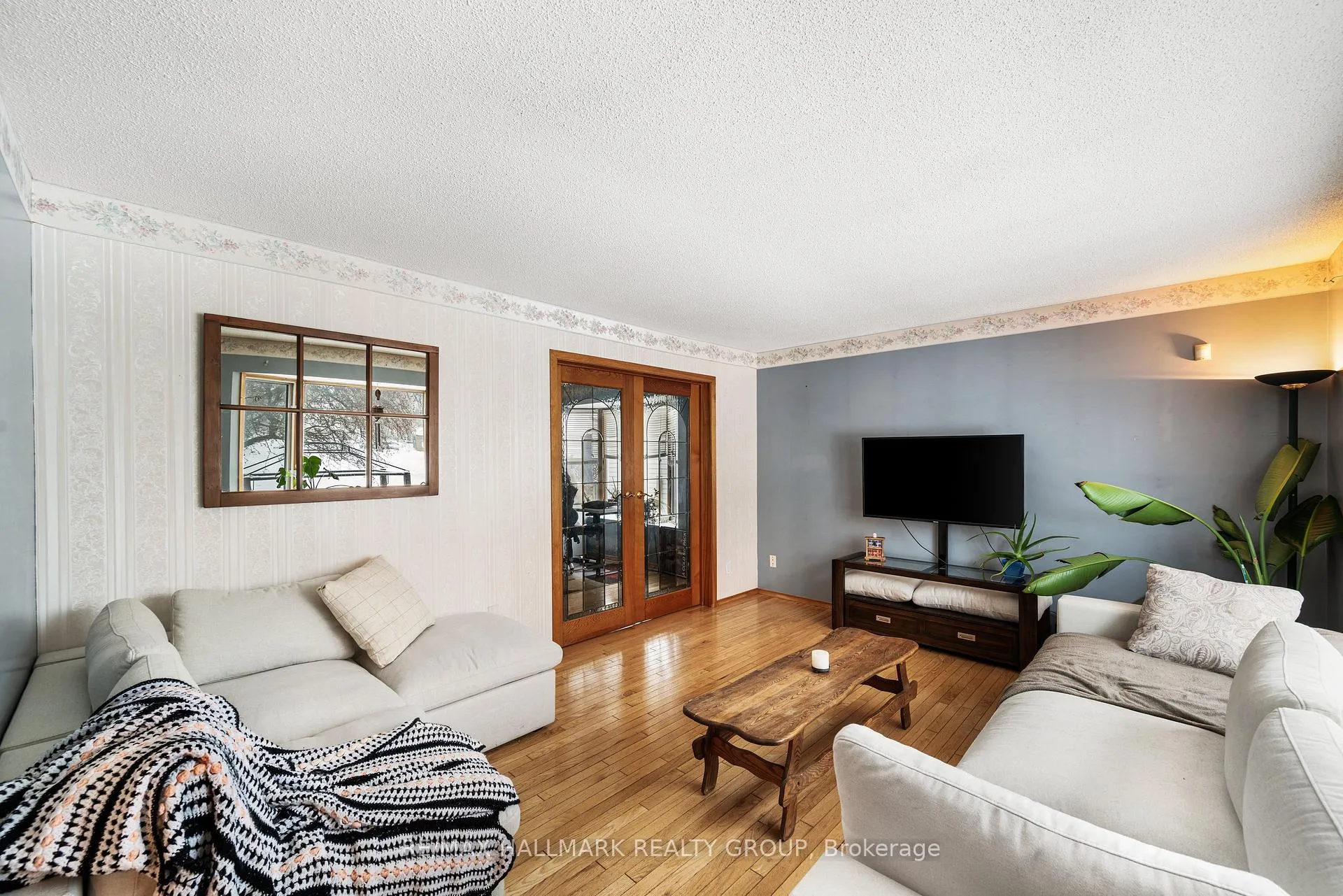 Photo 18 of 477 Duvernay Drive, Ottawa, Queenswood Heights South — HOMEH