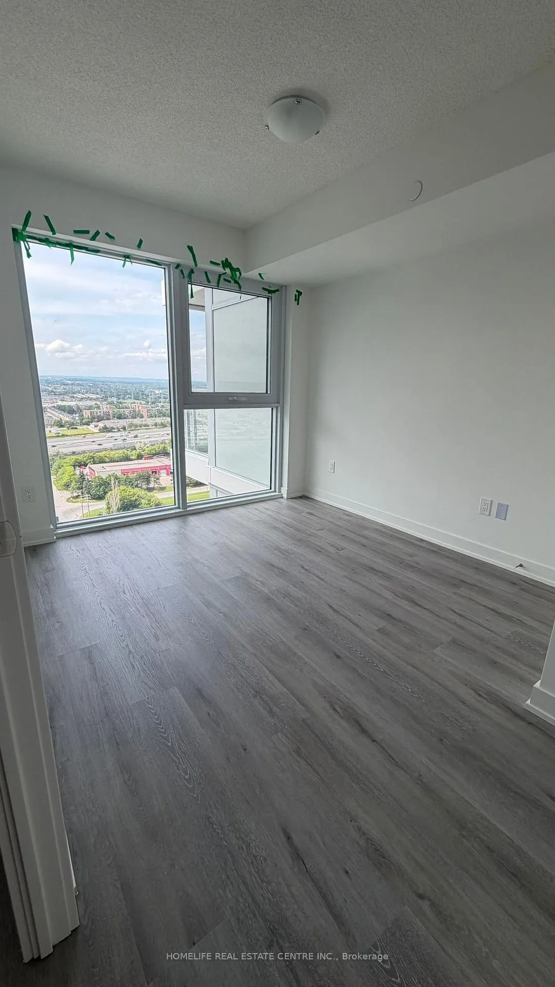 Photo 7 of Unit 2201, 1010 Sandy Beach Road, Pickering, Bay Ridges — HOMEH