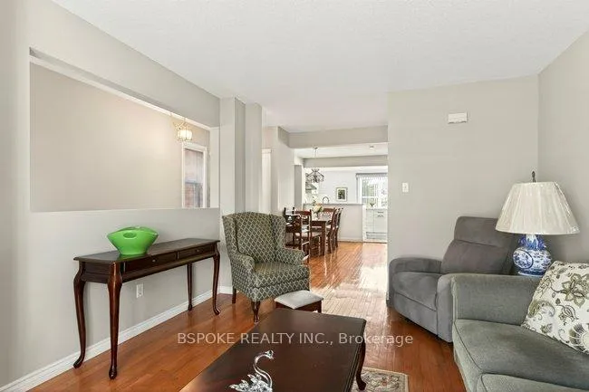 Photo 6 of Unit 9, 2531 Northampton Boulevard, Burlington, Headon — HOMEH