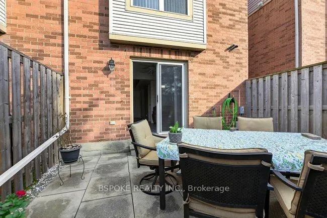 Photo 35 of Unit 9, 2531 Northampton Boulevard, Burlington, Headon — HOMEH