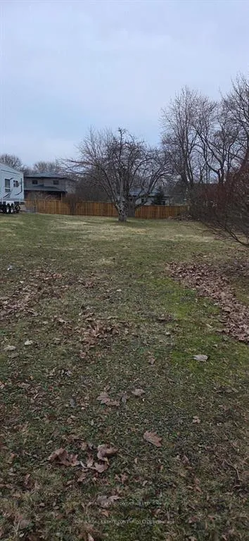 Photo 1 of 1042 Dearness Drive, London, South Y — HOMEH