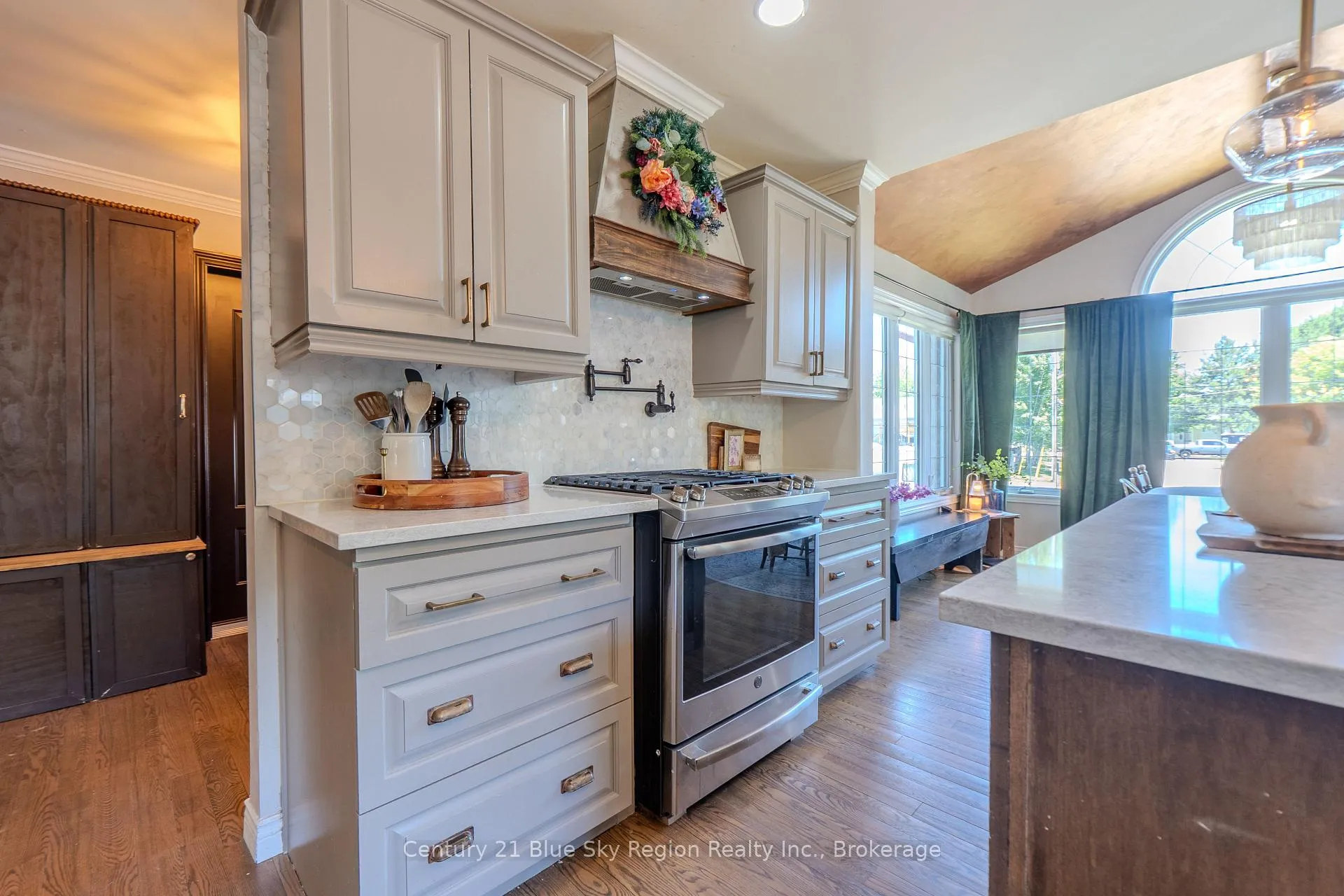 Photo 4 of 448 Holditch Street, West Nipissing, Sturgeon Falls — HOMEH