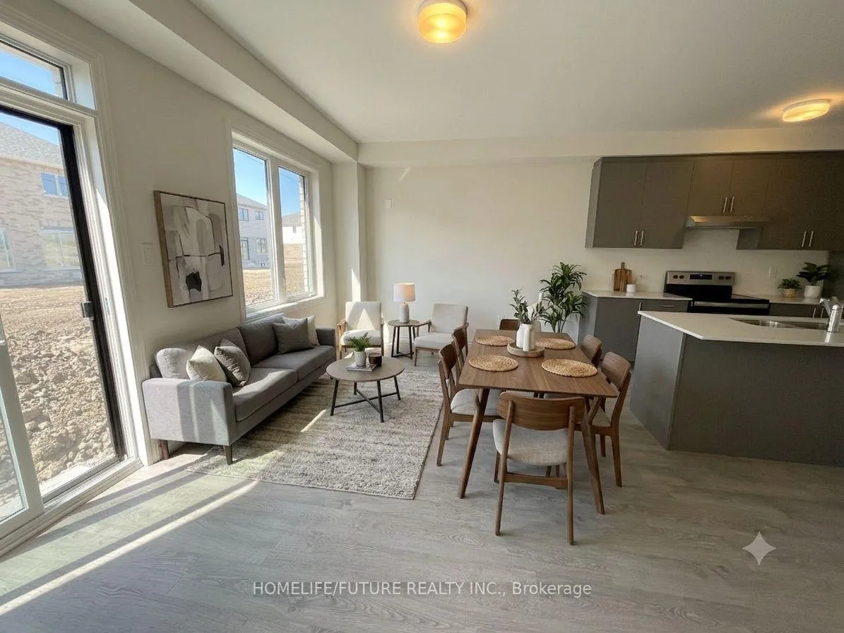 Photo 3 of 46 Sanderson Drive, Kawartha Lakes, Lindsay — HOMEH