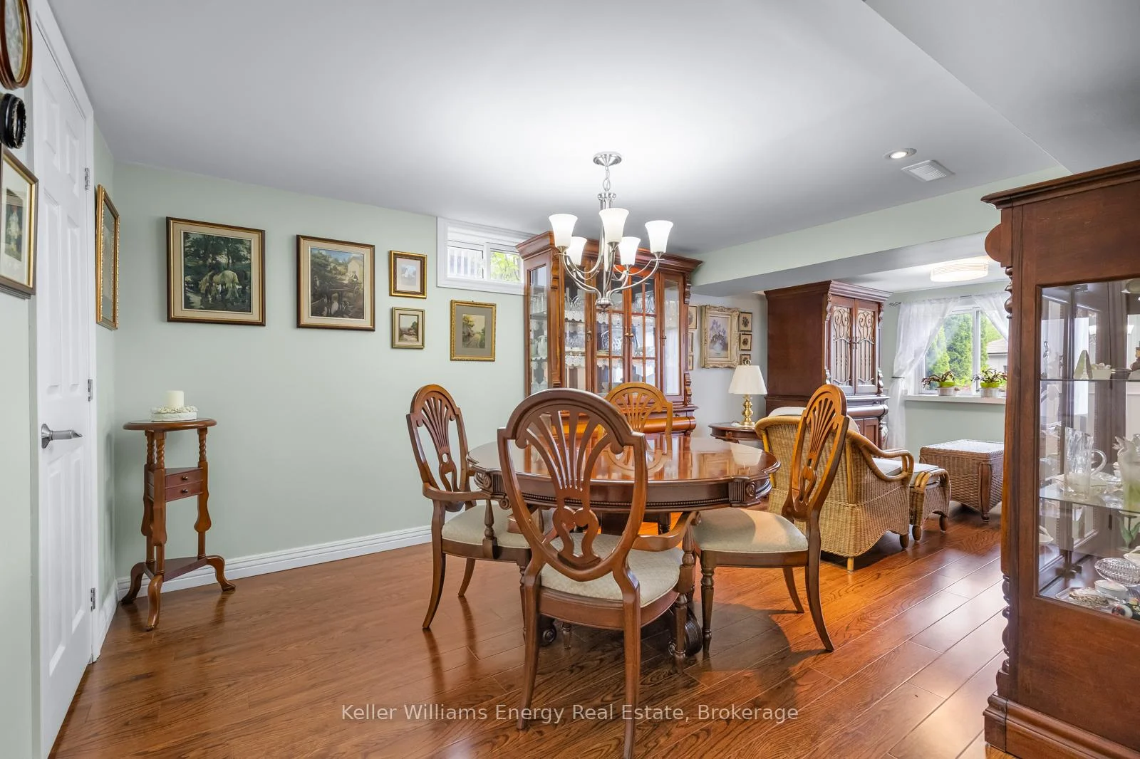 Photo 32 of 707 Whistler Drive, Oshawa, Northglen — HOMEH
