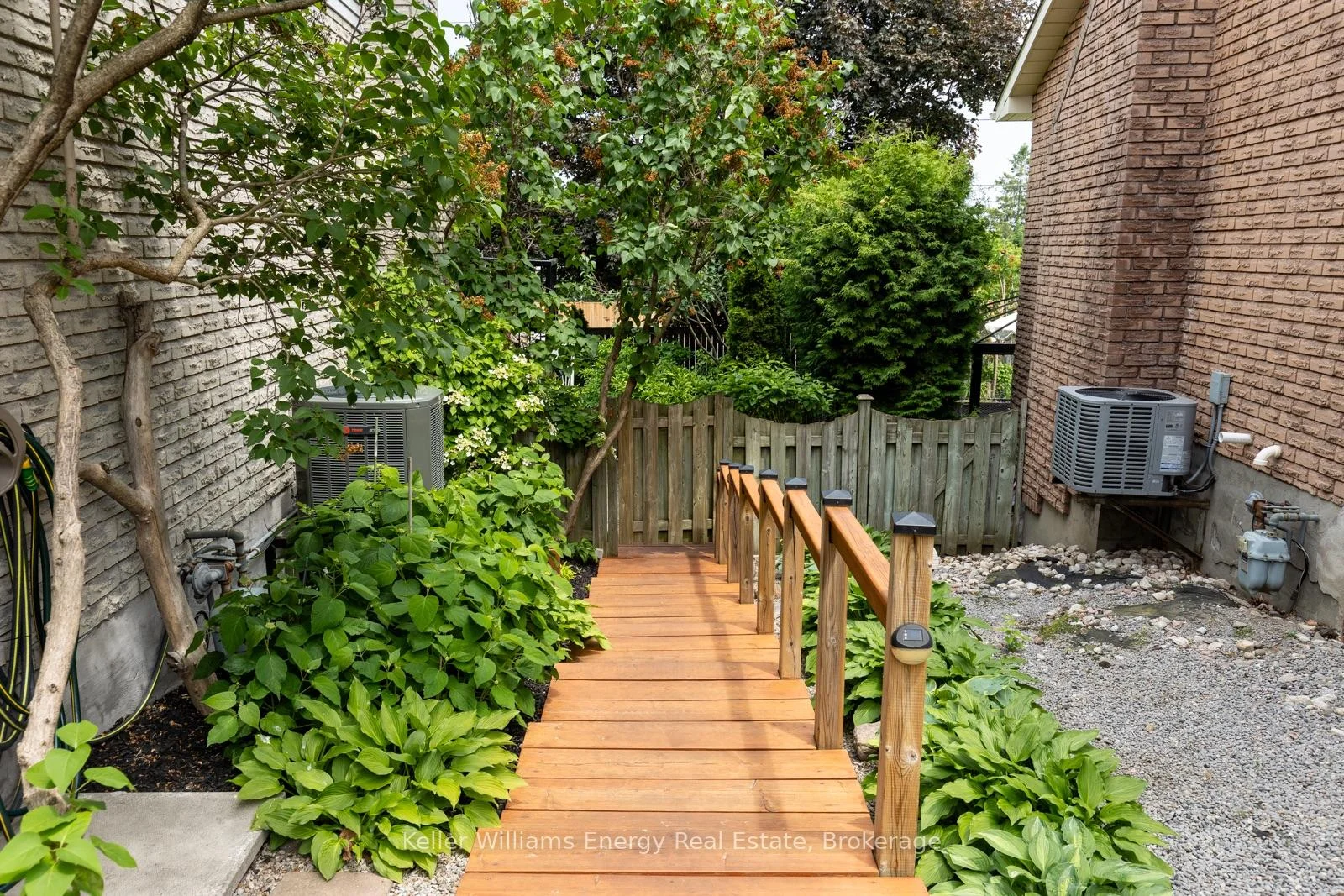 Photo 40 of 707 Whistler Drive, Oshawa, Northglen — HOMEH