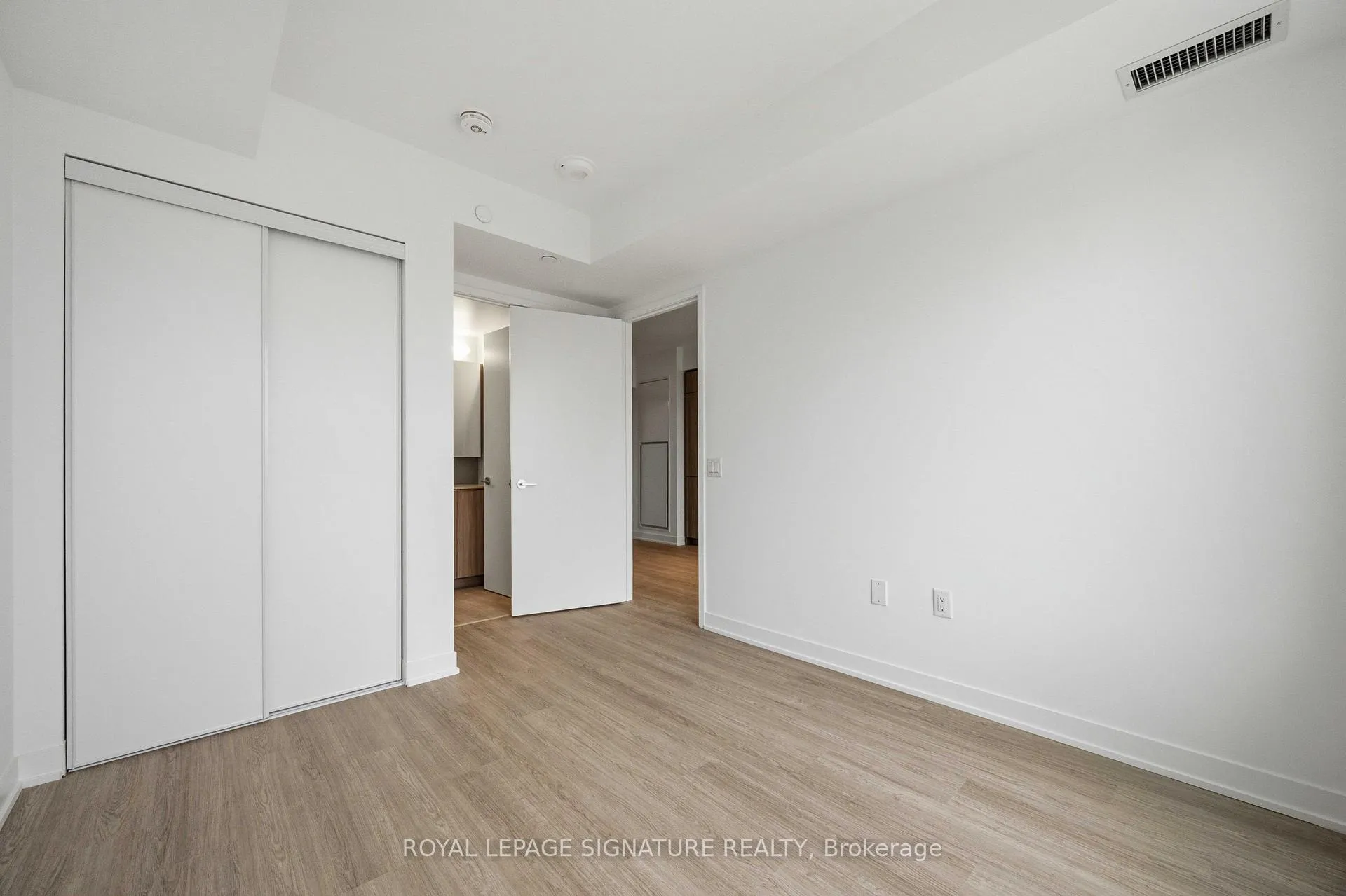 Photo 27 of Unit 413, 15 David Salomon Drive, Toronto, Flemingdon Park — HOMEH
