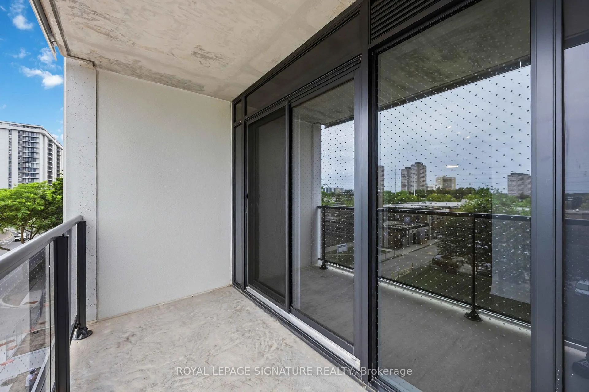 Photo 32 of Unit 413, 15 David Salomon Drive, Toronto, Flemingdon Park — HOMEH