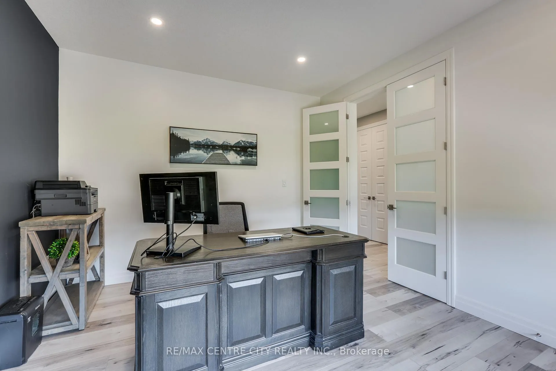 Photo 6 of 108 Stuart Avenue, Lucan Biddulph, Lucan — HOMEH