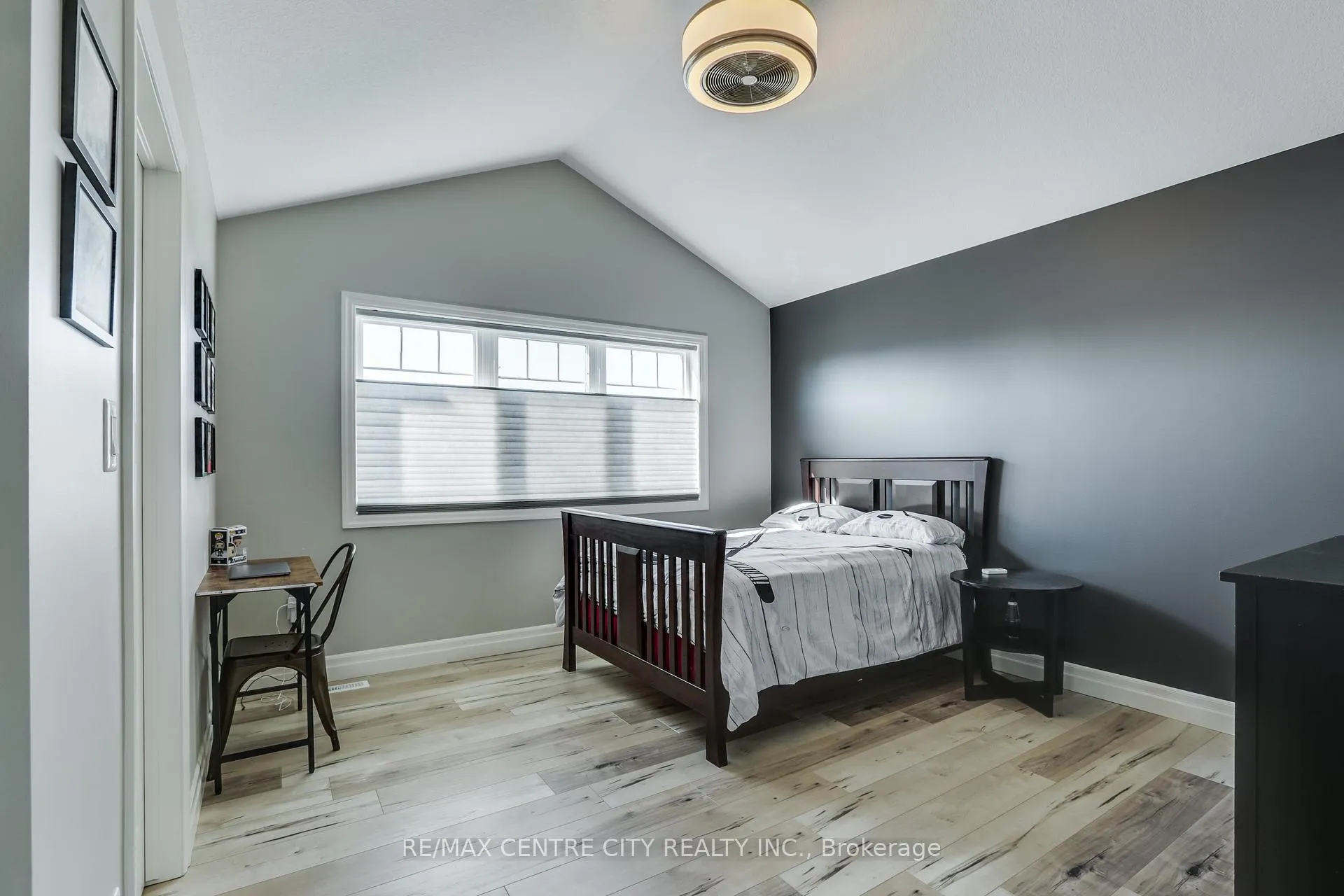 Photo 24 of 108 Stuart Avenue, Lucan Biddulph, Lucan — HOMEH