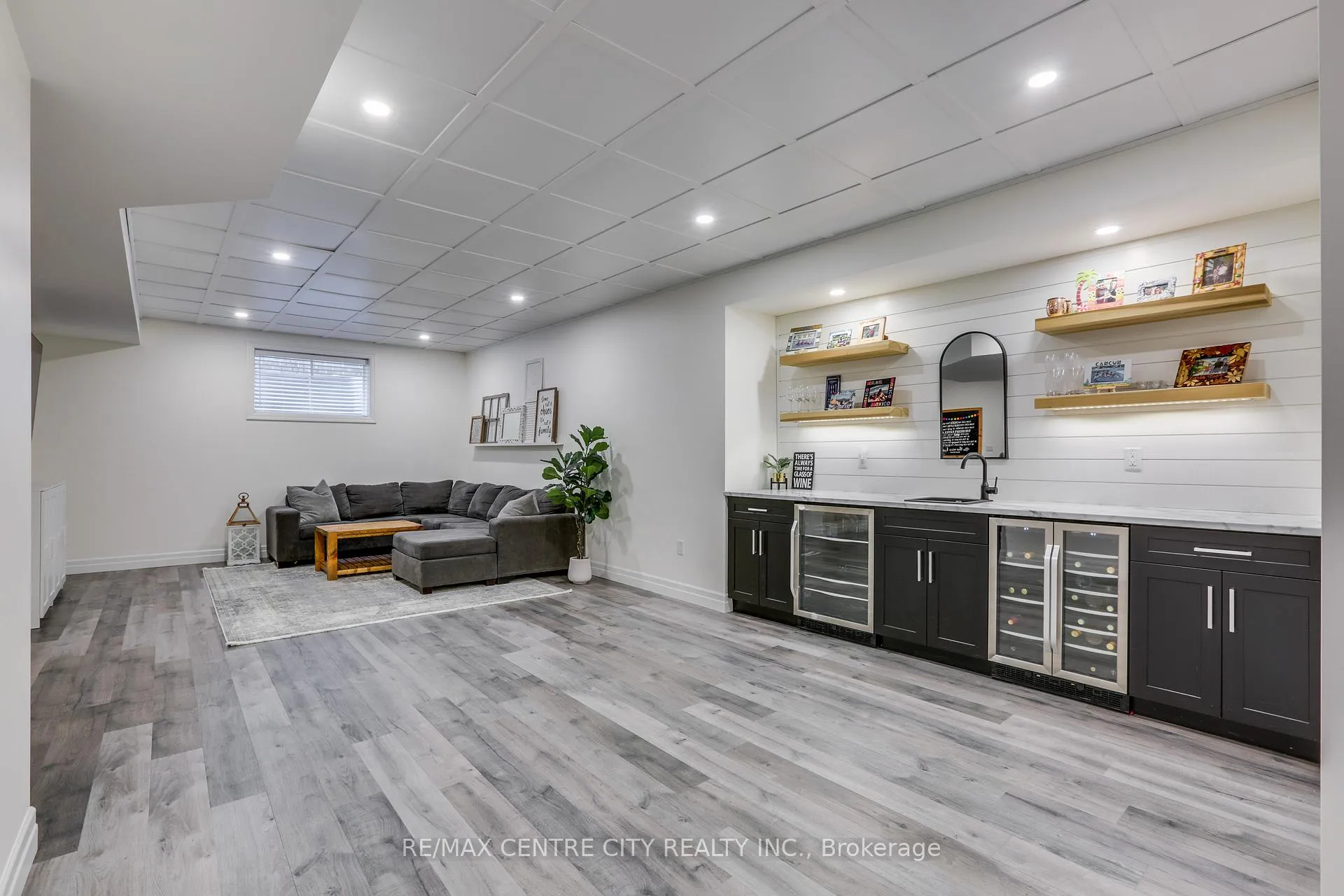 Photo 30 of 108 Stuart Avenue, Lucan Biddulph, Lucan — HOMEH