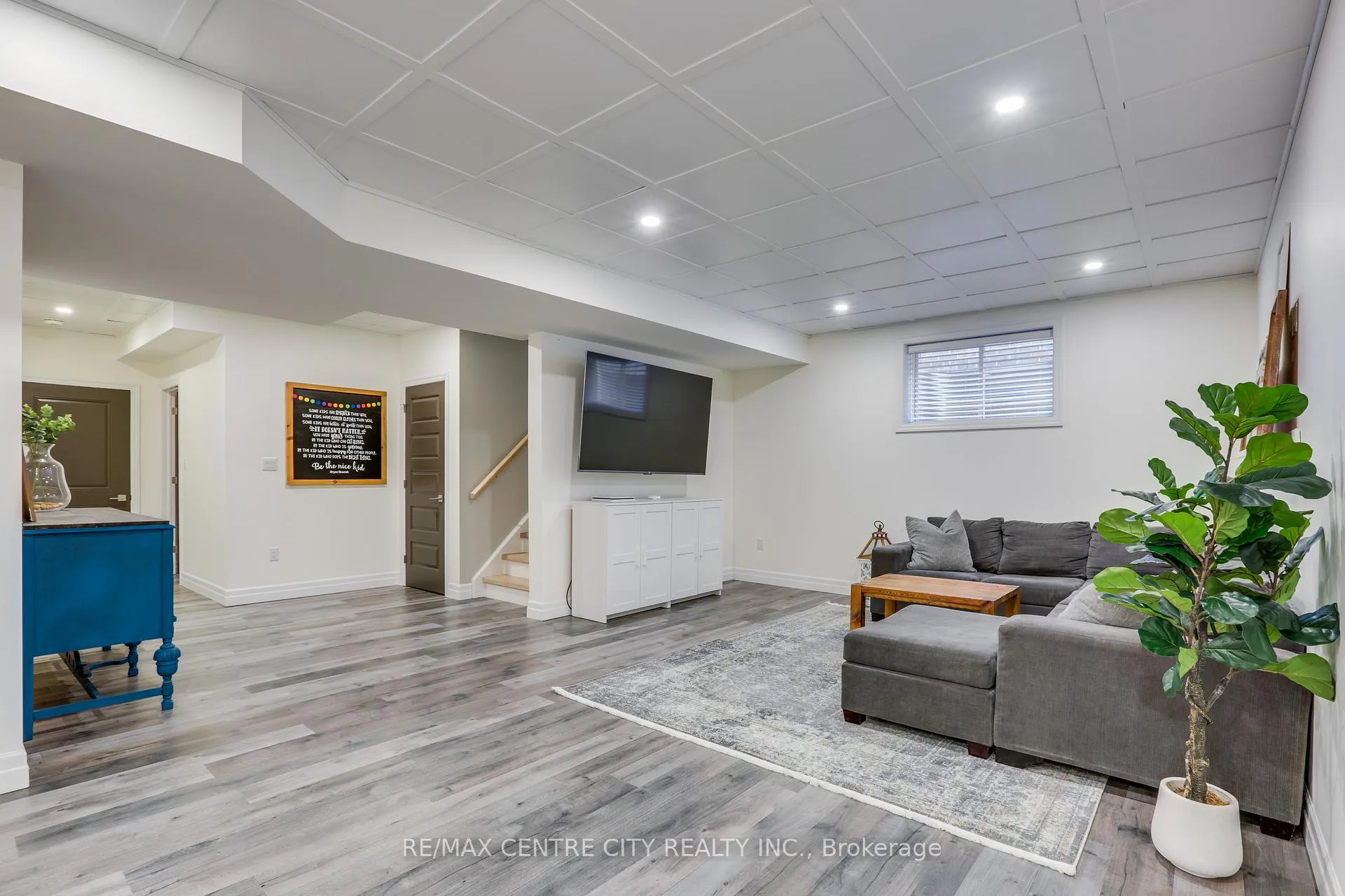 Photo 31 of 108 Stuart Avenue, Lucan Biddulph, Lucan — HOMEH