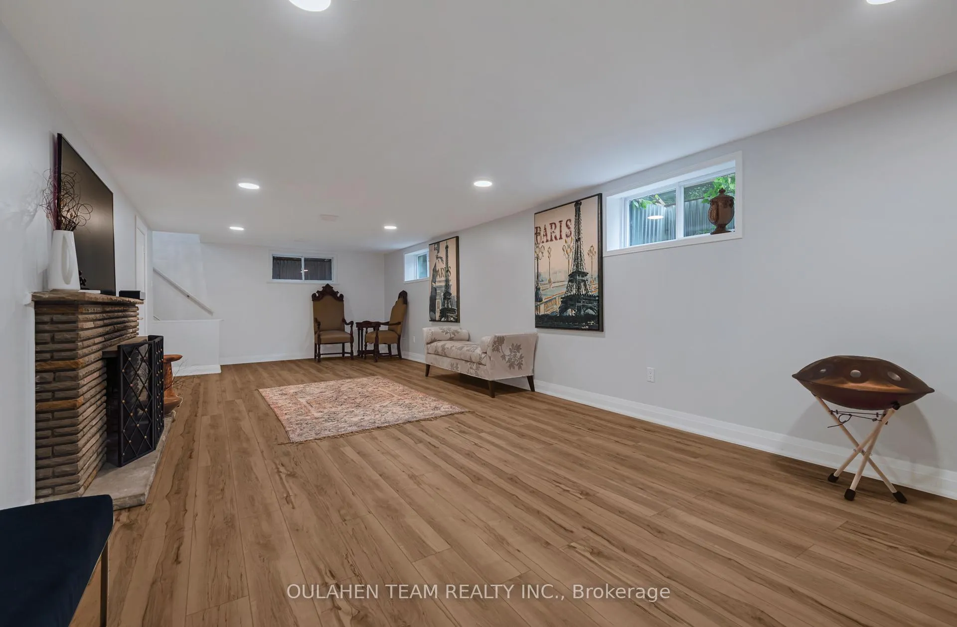Photo 28 of 28 Uplands Avenue, Vaughan, Uplands — HOMEH