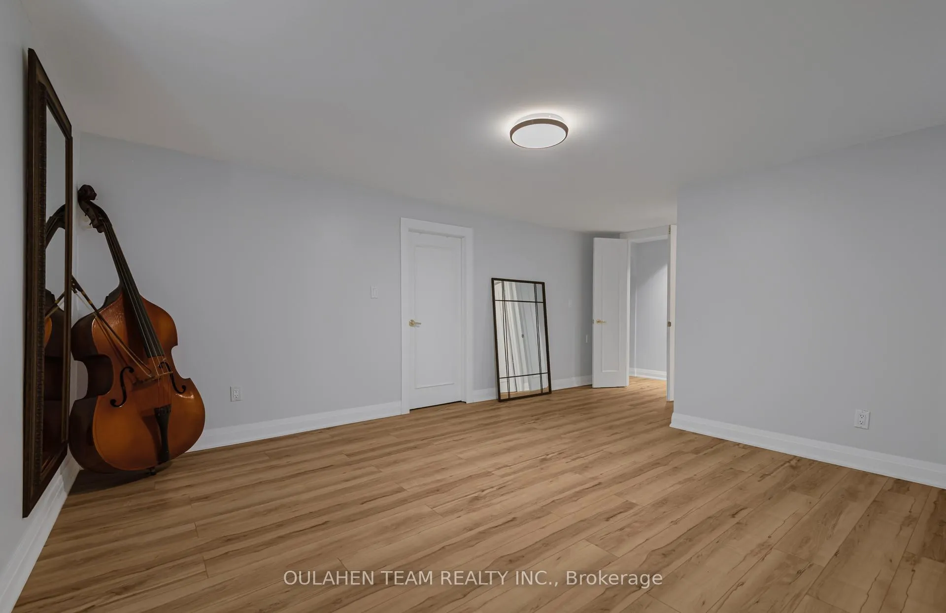 Photo 30 of 28 Uplands Avenue, Vaughan, Uplands — HOMEH