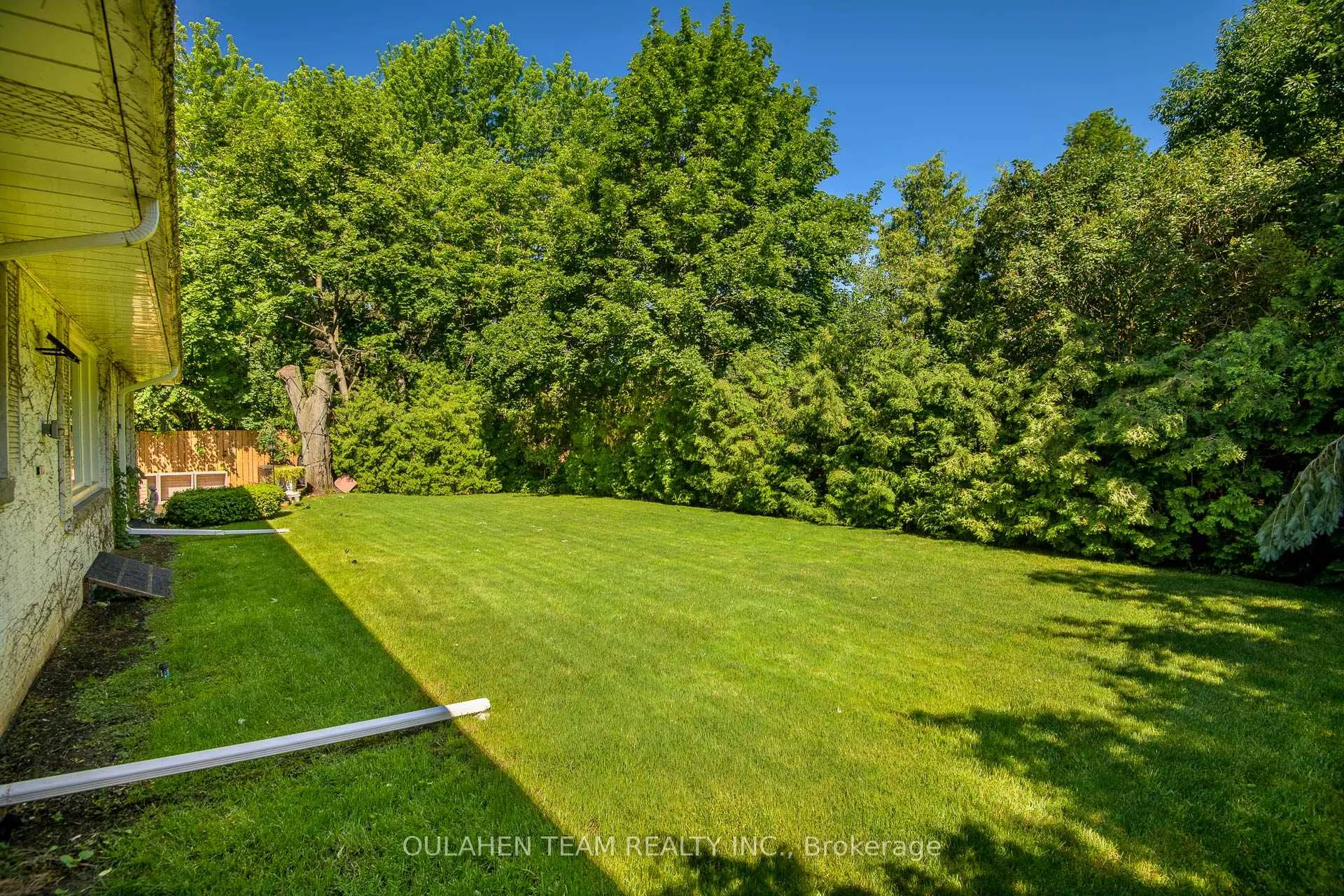 Photo 37 of 28 Uplands Avenue, Vaughan, Uplands — HOMEH