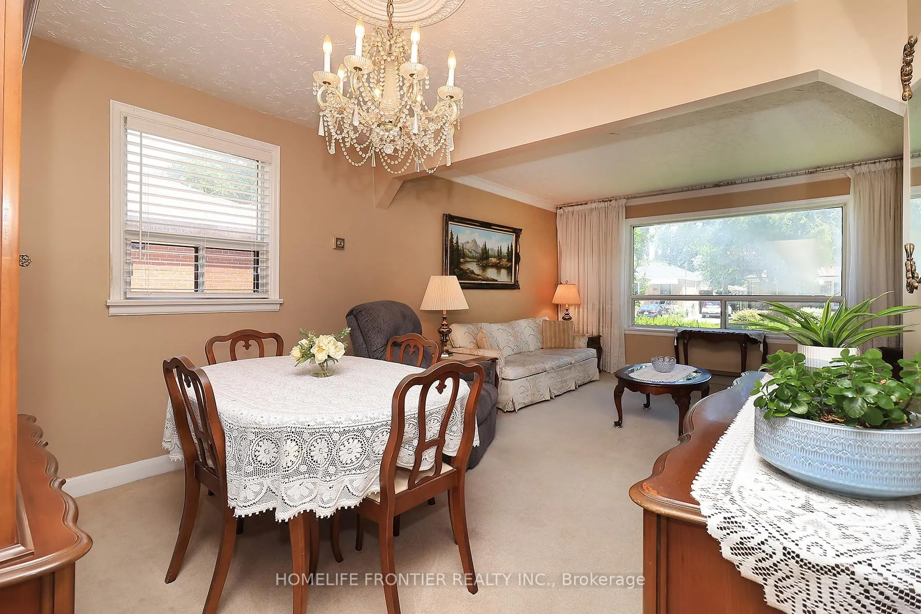 Photo 7 of 120 North Carson Street, Etobicoke, Alderwood — HOMEH