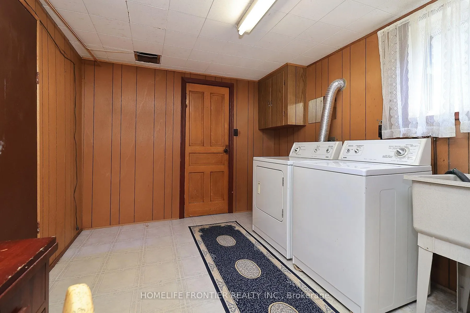 Photo 14 of 120 North Carson Street, Etobicoke, Alderwood — HOMEH