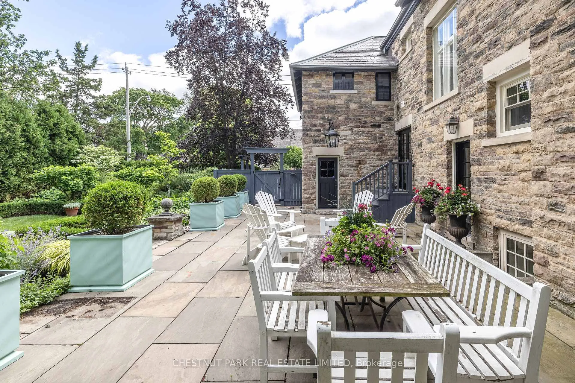Photo 39 of 42 Lytton Boulevard, Toronto, Lawrence Park South — HOMEH